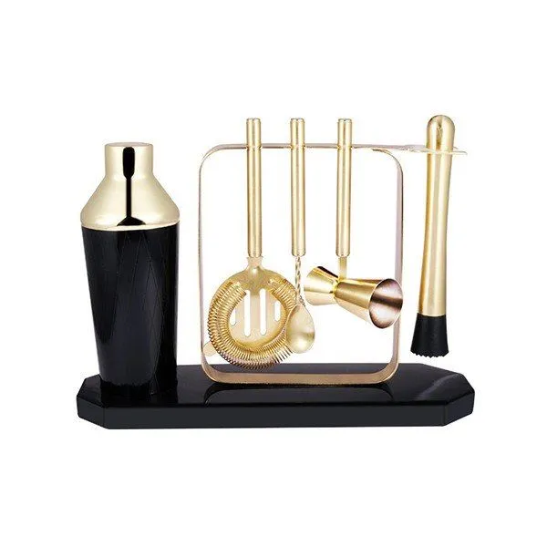 گولڈ کاک ٹیل شیکر