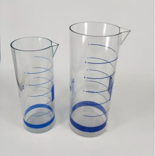 ڑککن کے ساتھ پلاسٹک کے پانی کا جگ